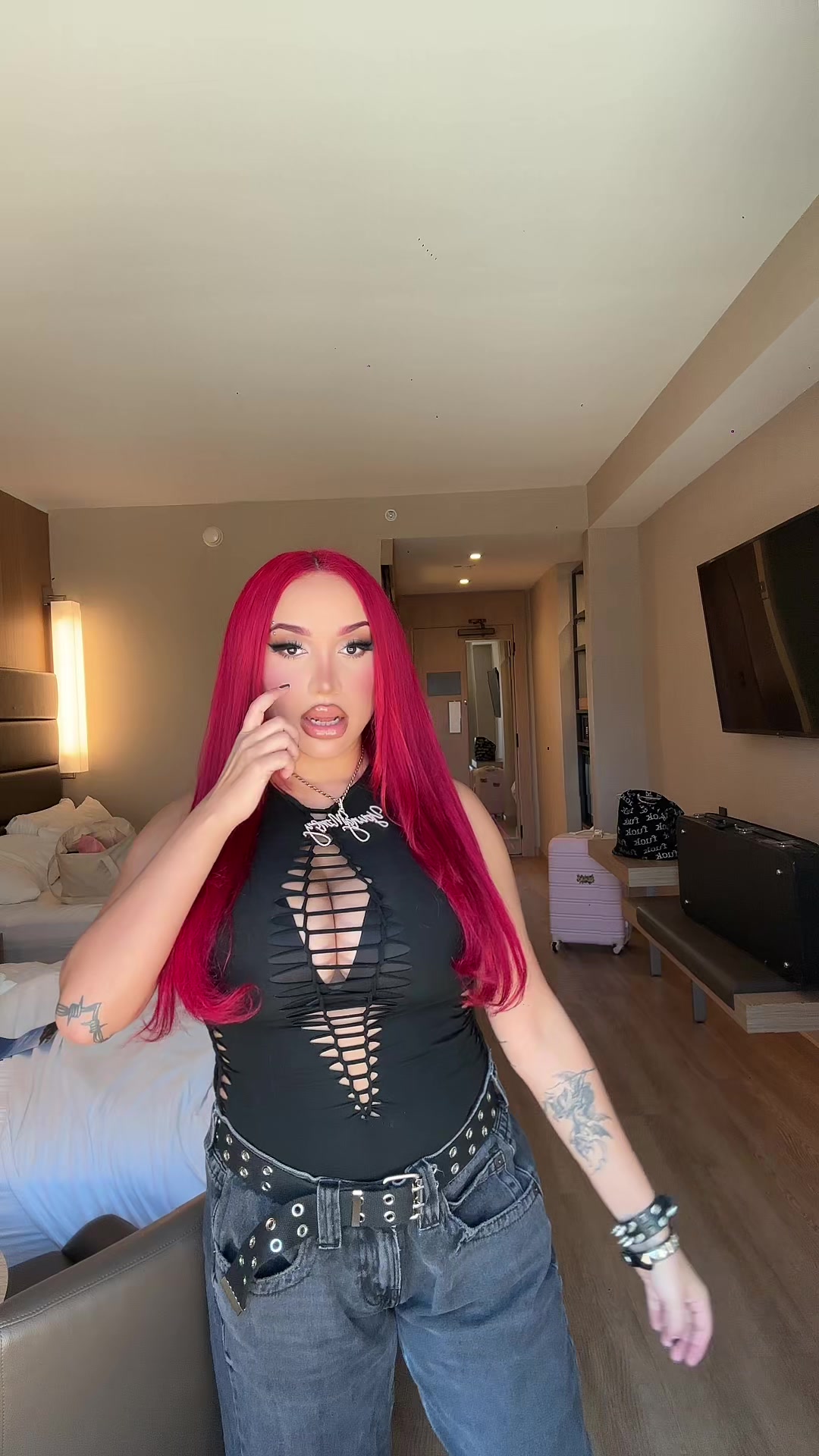 @LUCIFENA