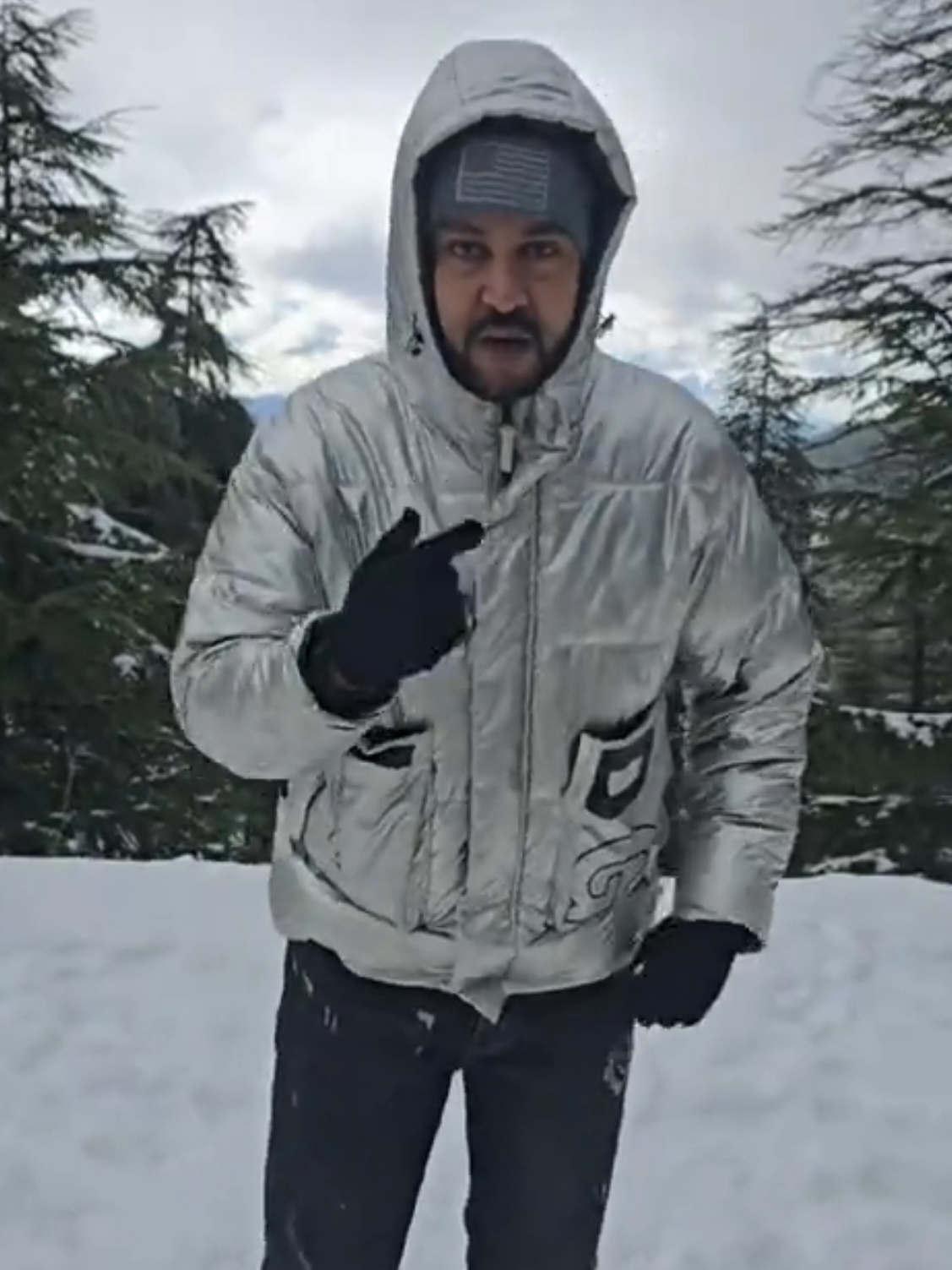 @Karim Elgang