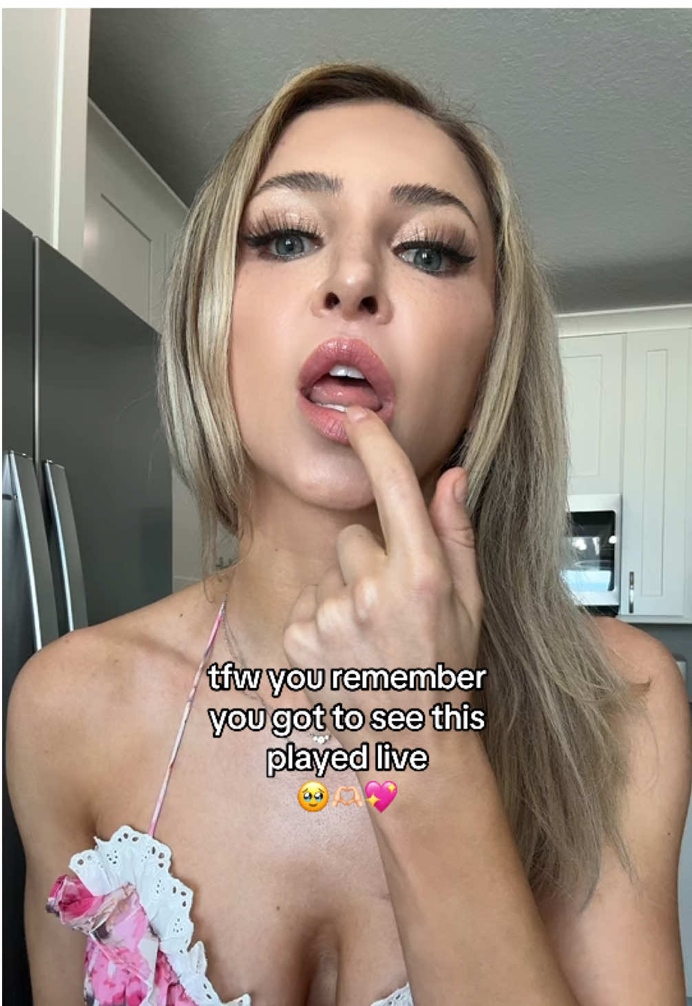 @Alix Lynx
