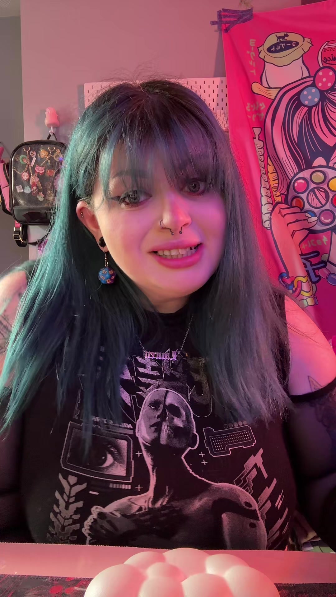 @Lxur 💋🖤