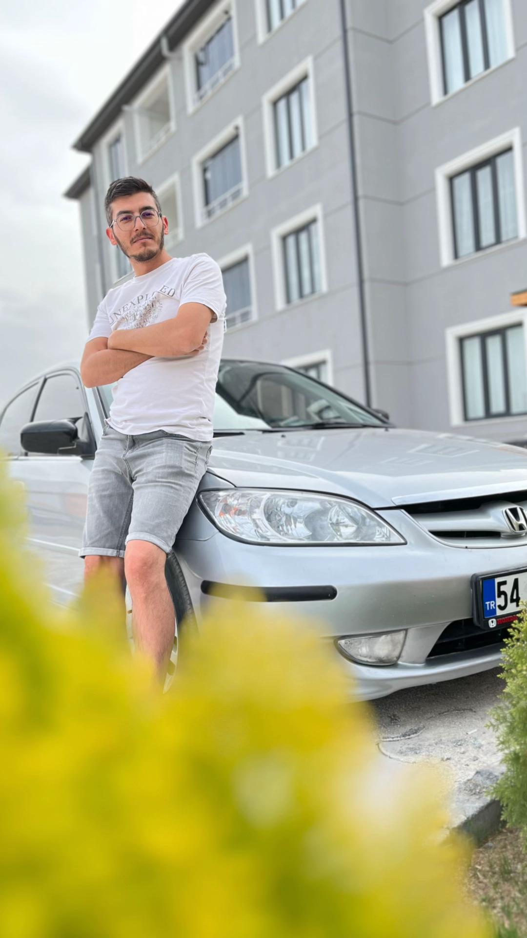 @G&ouml;khan G&uuml;leş