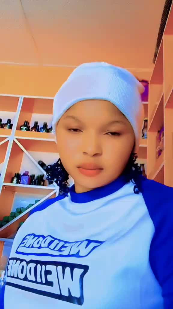 @Bolanle gold 💯💓💗