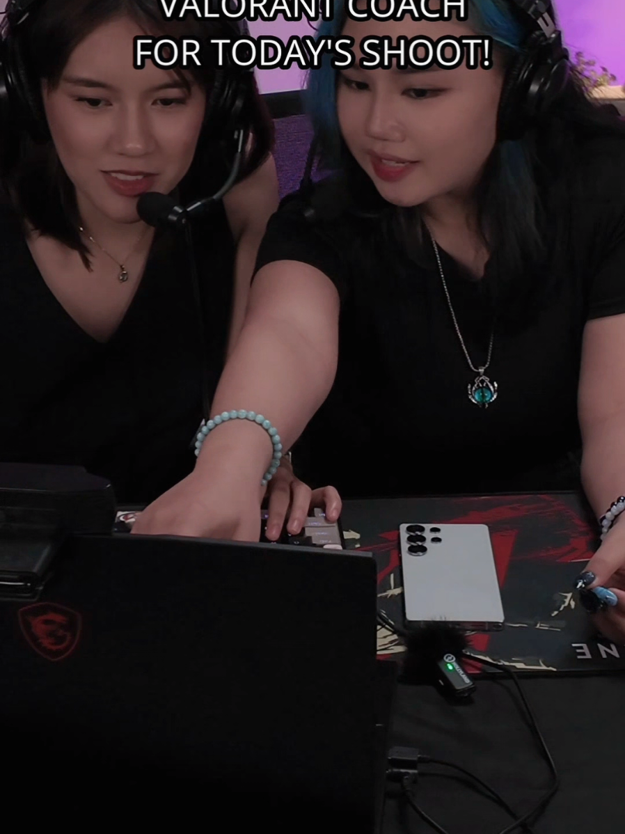 @Mochii