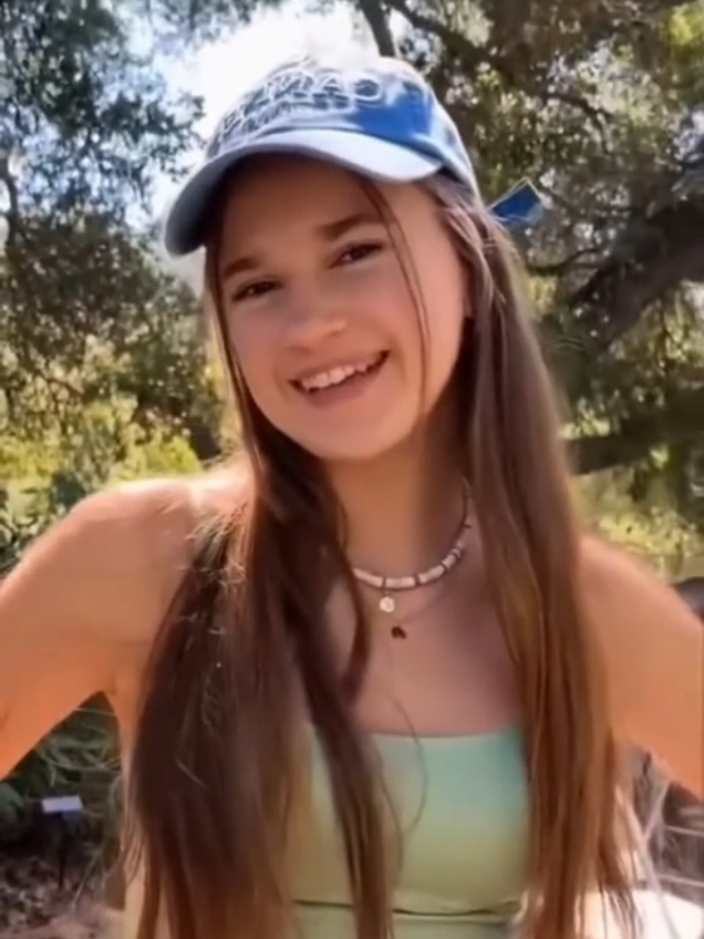 @Karolina.US