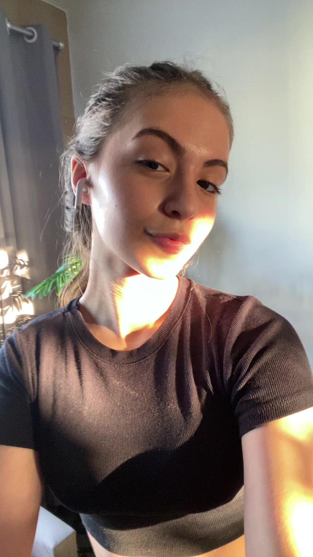 @samaragroeschel
