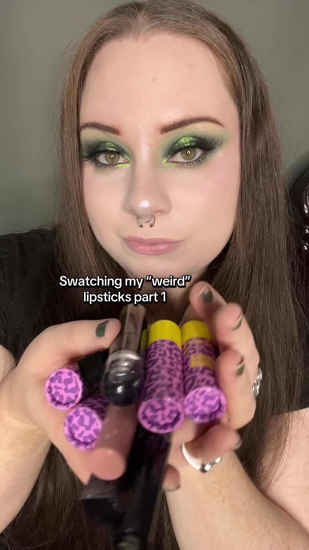@ℭ𝔥𝔢𝔶𝔢𝔫𝔫𝔢 🖤🕷️