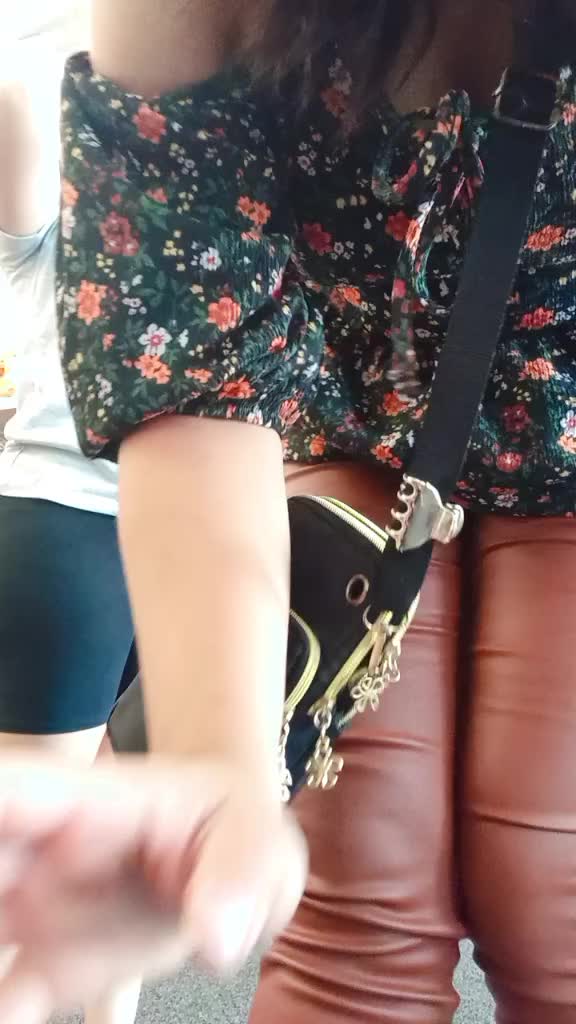 @Simona