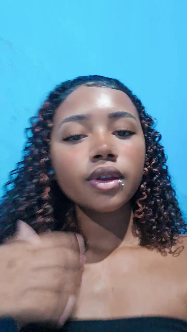 @🍇
