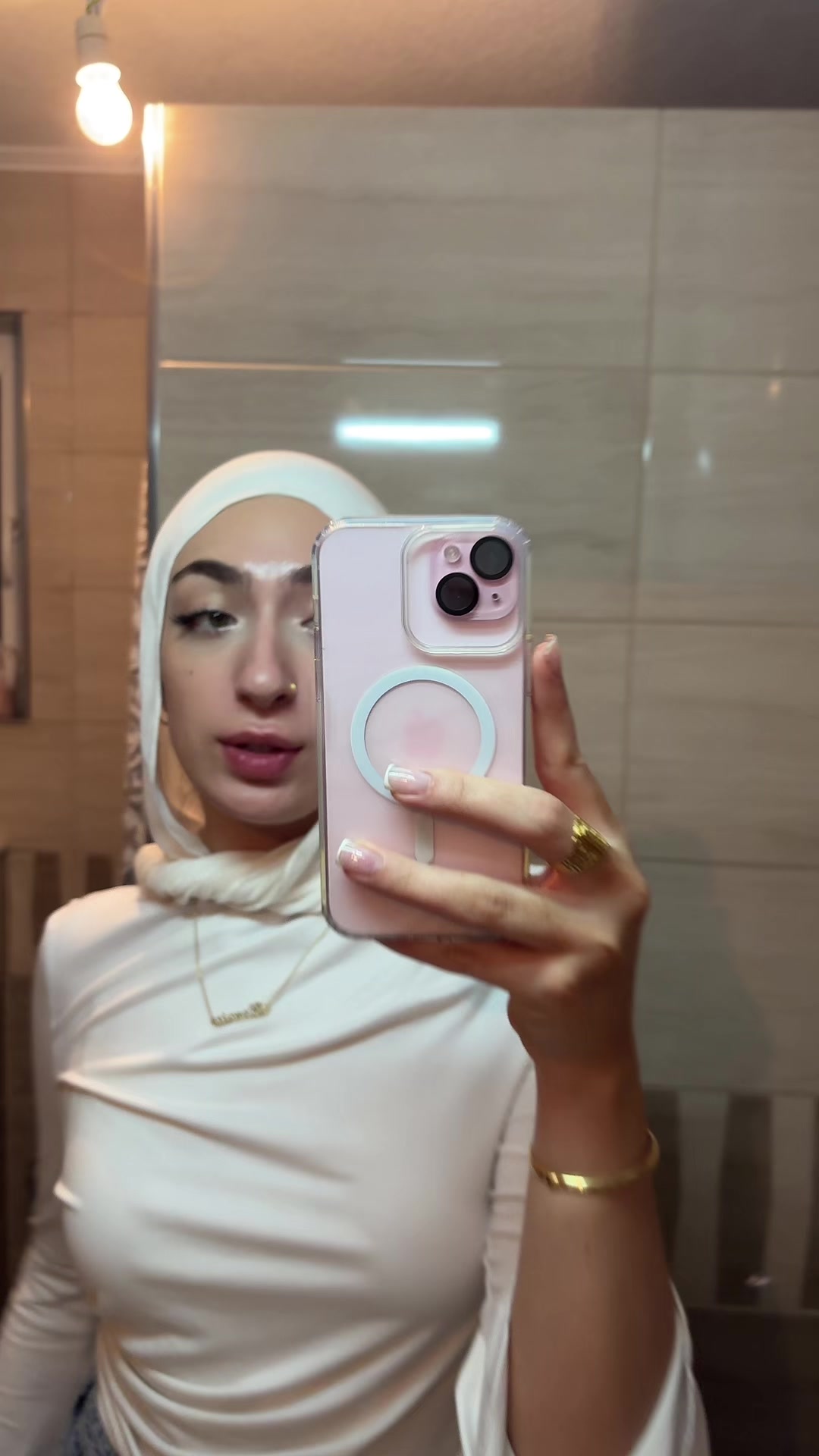 @𝐿𝑒𝓁𝑜