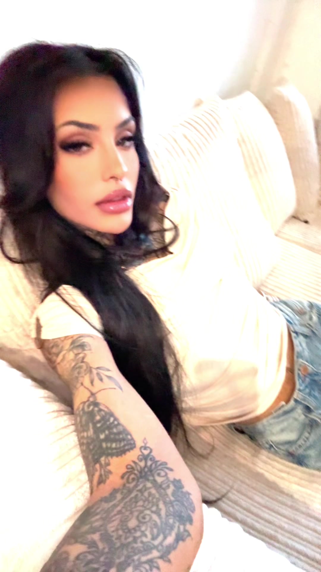 @sarahaliofficial___