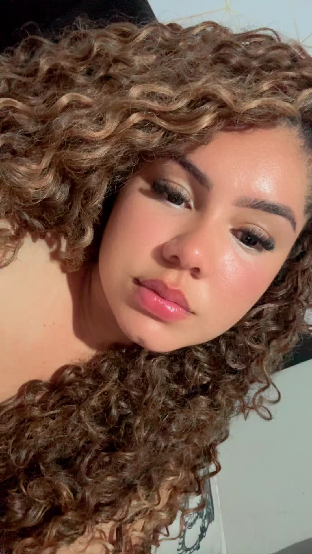 @Thays_j.f