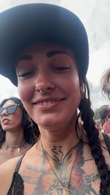 @🖤 r&uuml;e 🖤