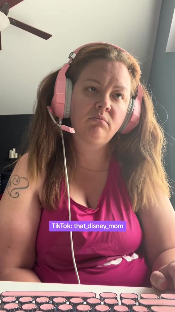 @That Disney Mom ✨