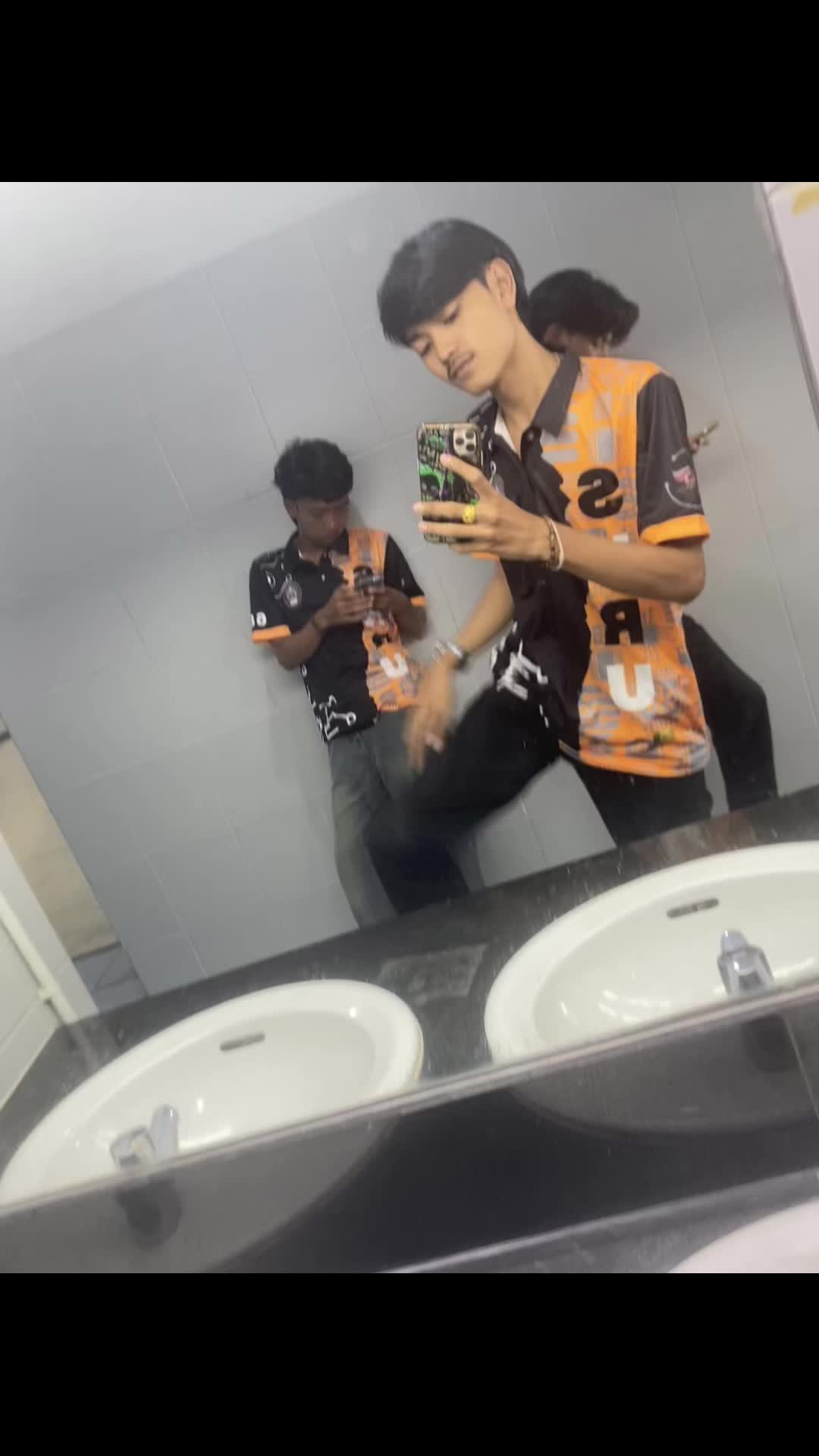 @Cryingsaddddd