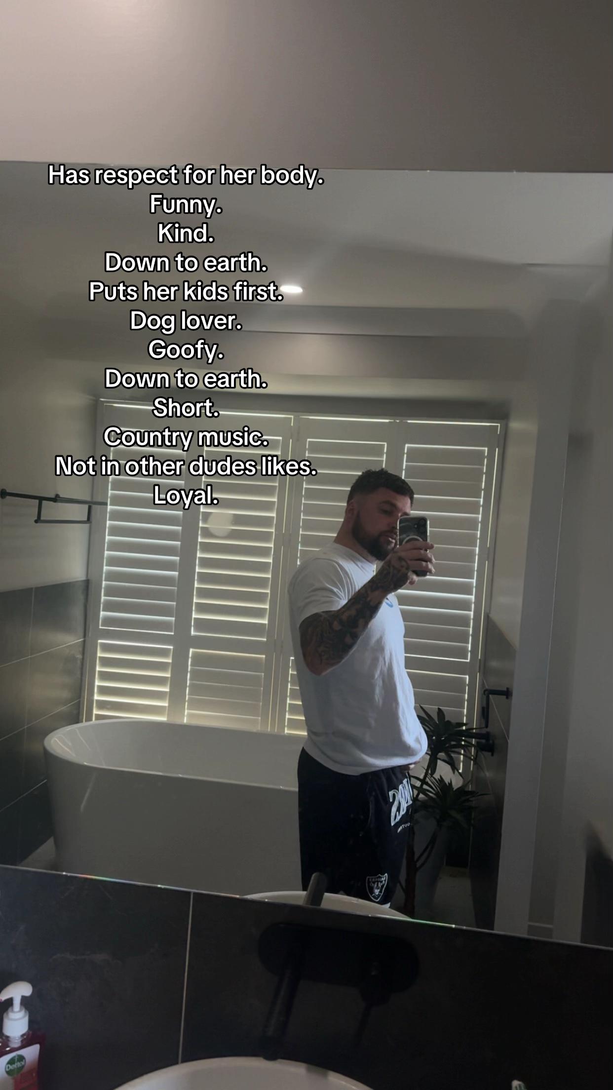 @DaddyLynch2.0 🍉👀🍉