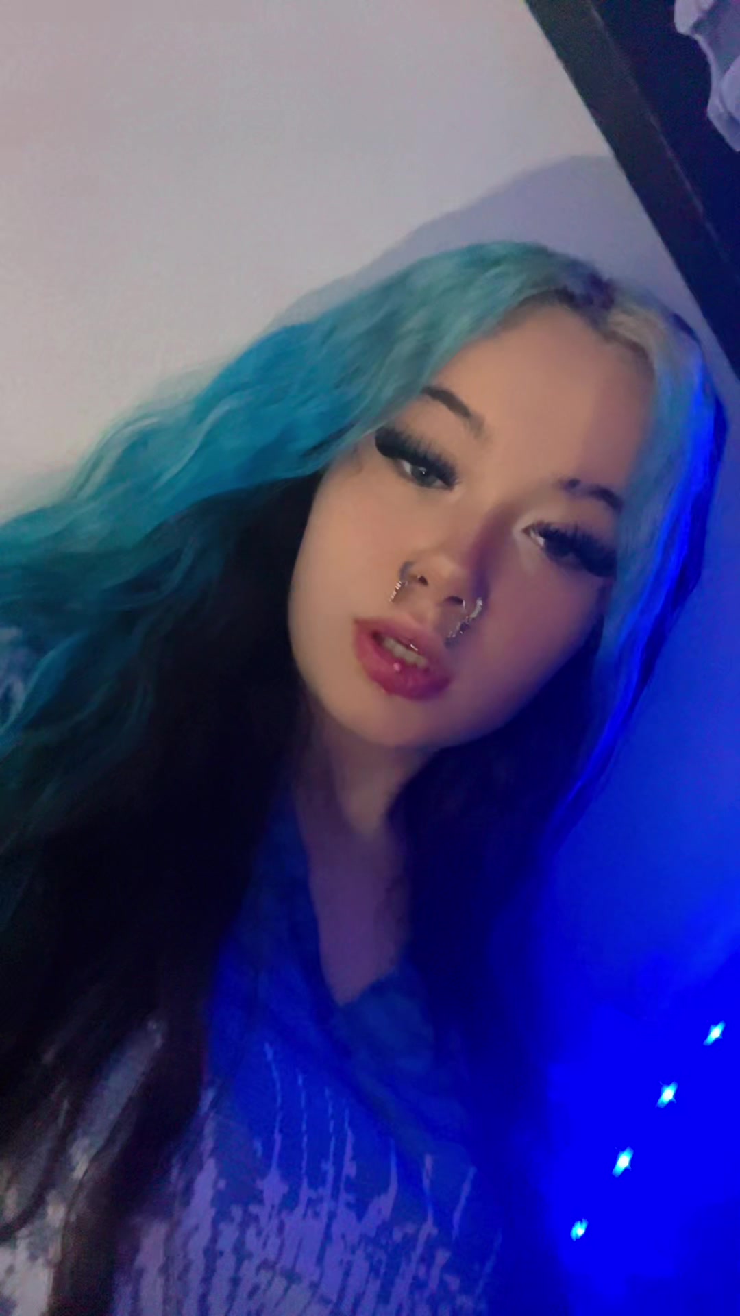@Kiana