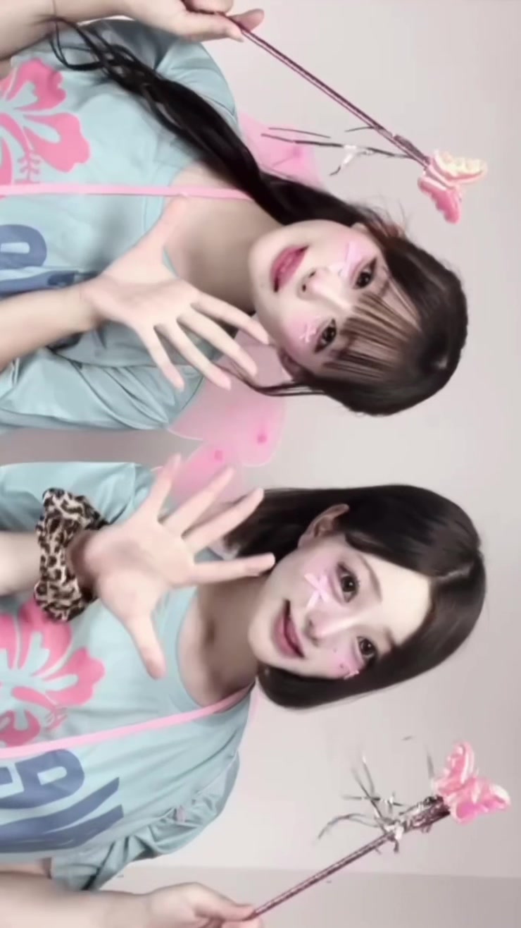 @𝐦𝐨𝐚