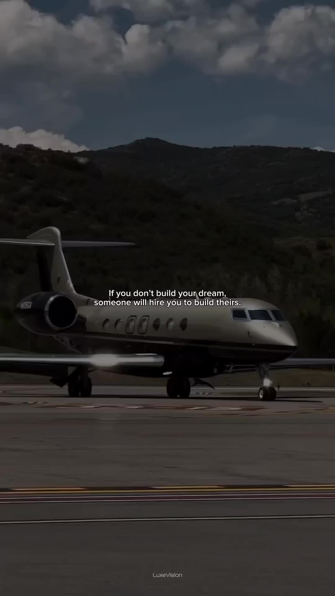 @LuxeVision