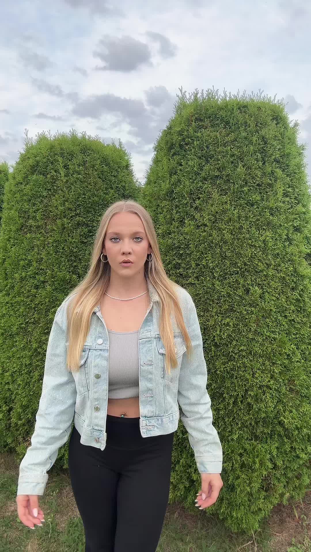 @_anojsmedve_👯&zwj;♀️