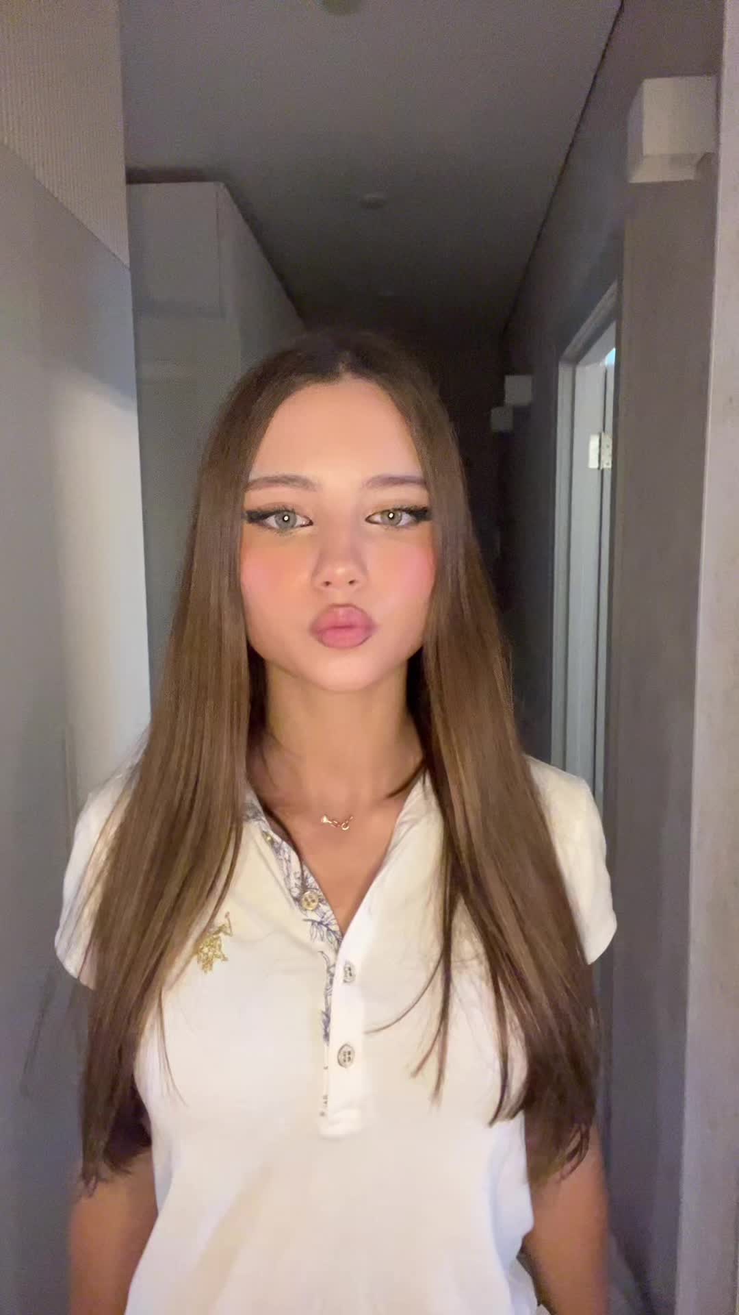@arishka1_11