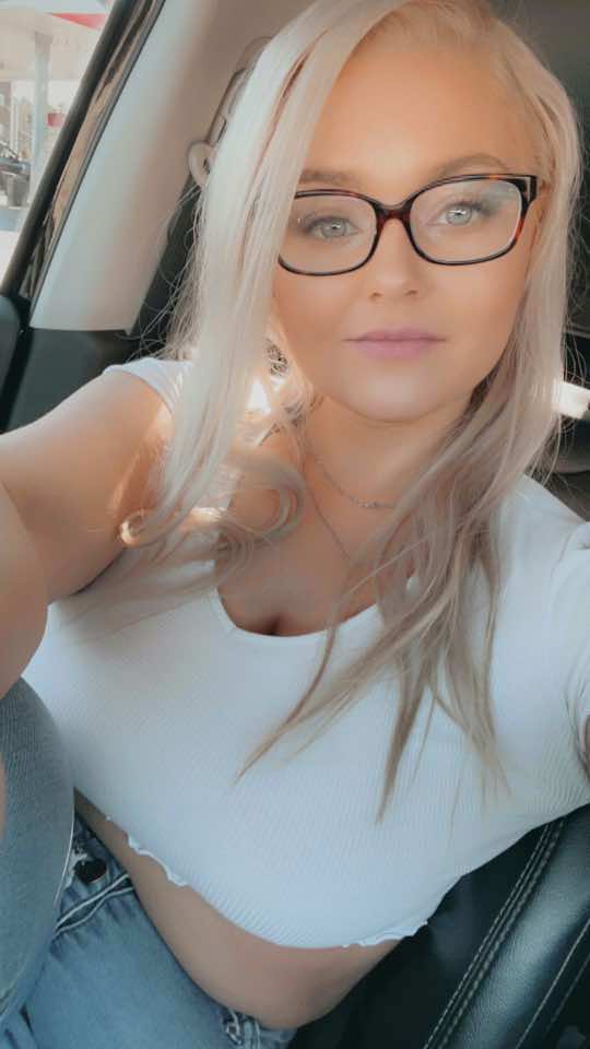 @alora_rosex