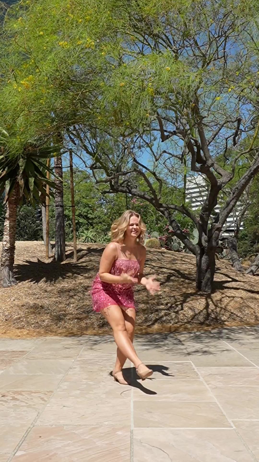 @noellerothofficial