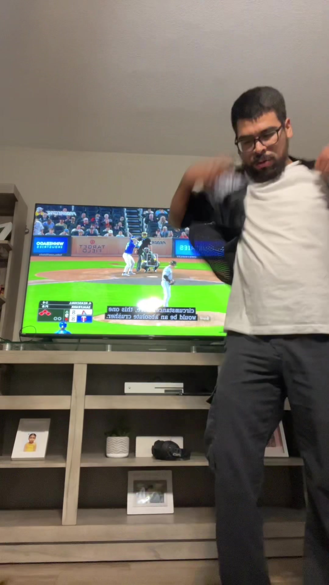 @6inchVick