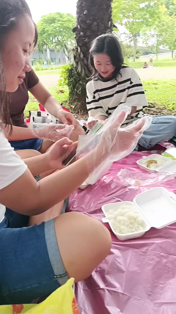 @nawthathamoo