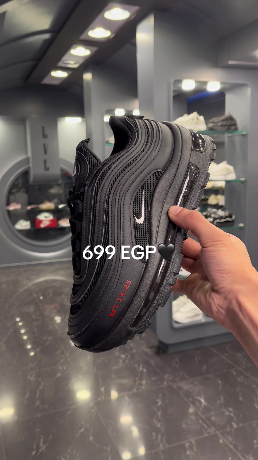@Level shoe