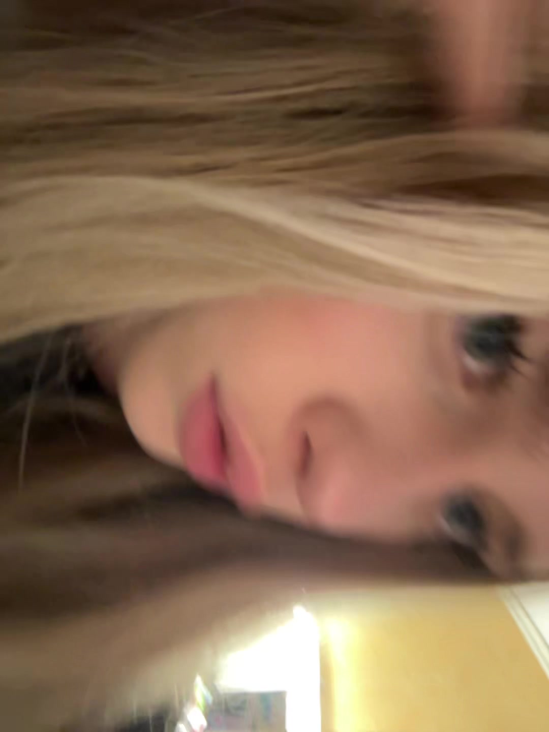 @★★★