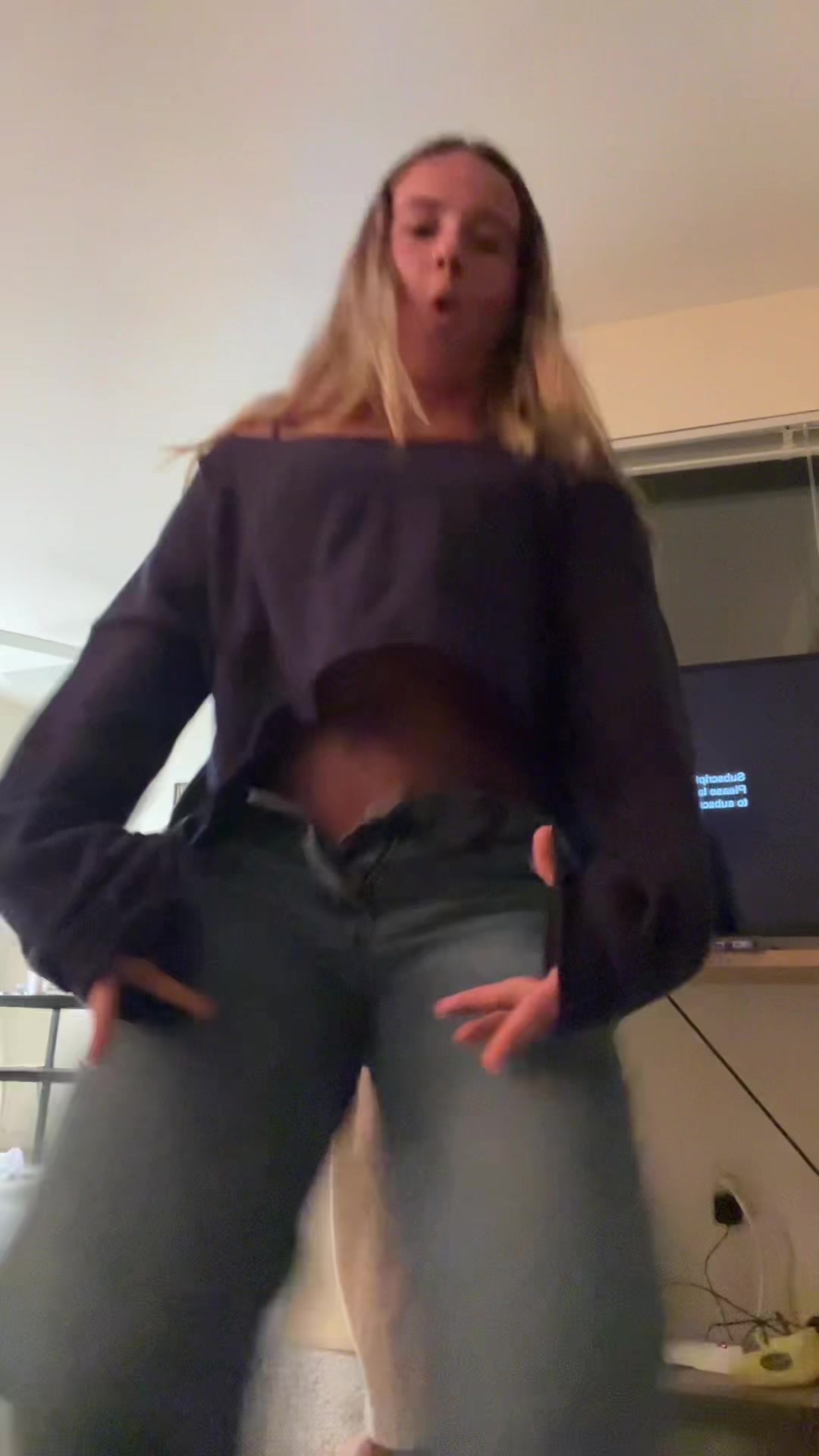 @Franci