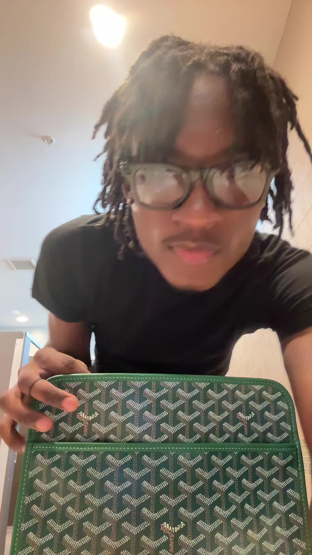 @Fetti
