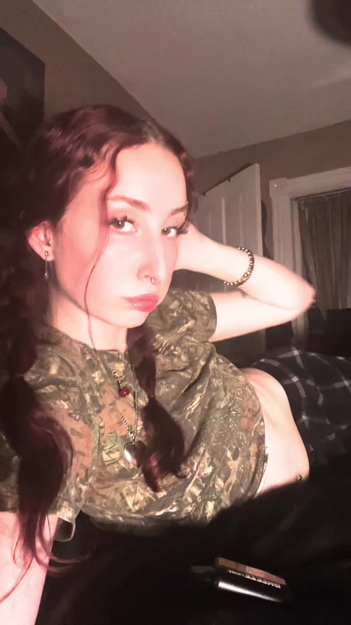 @iz🫂