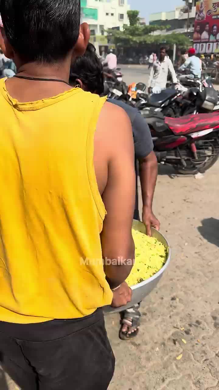 @Mi Mumbaiker