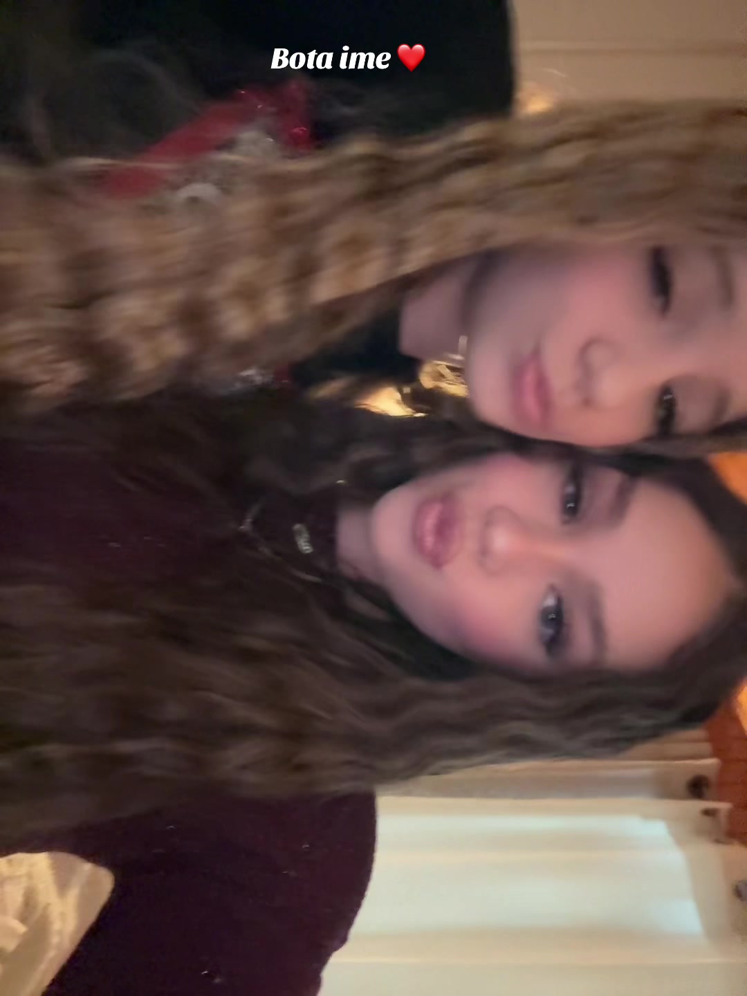 @Bella