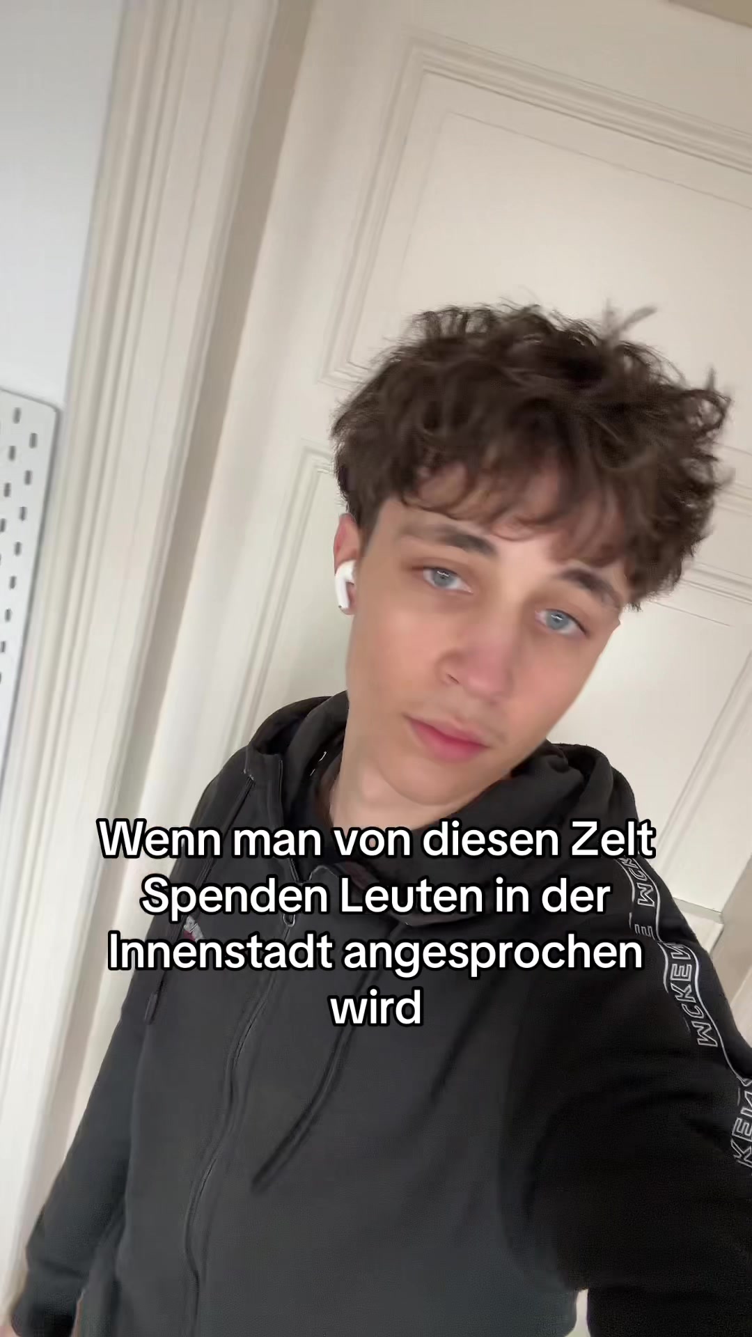 @🫰