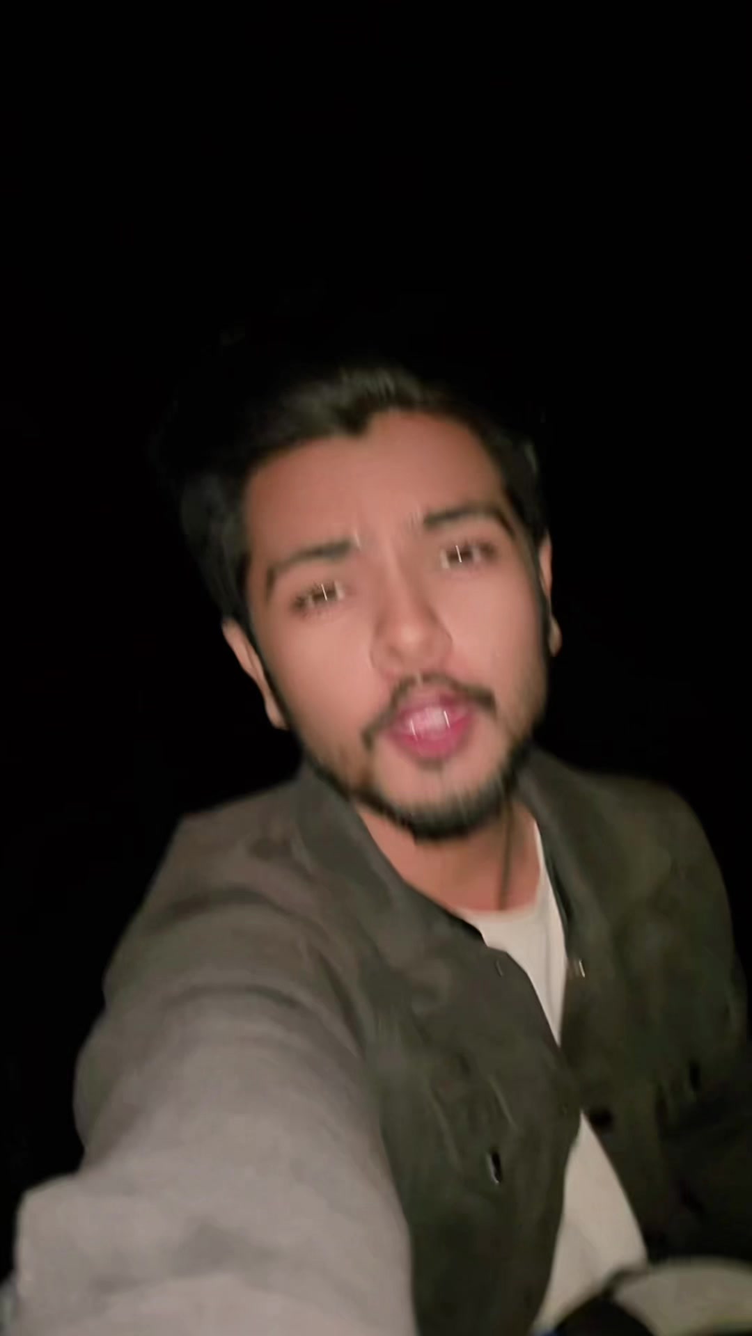 @𝐙𝐮𝐛𝐨 🦇