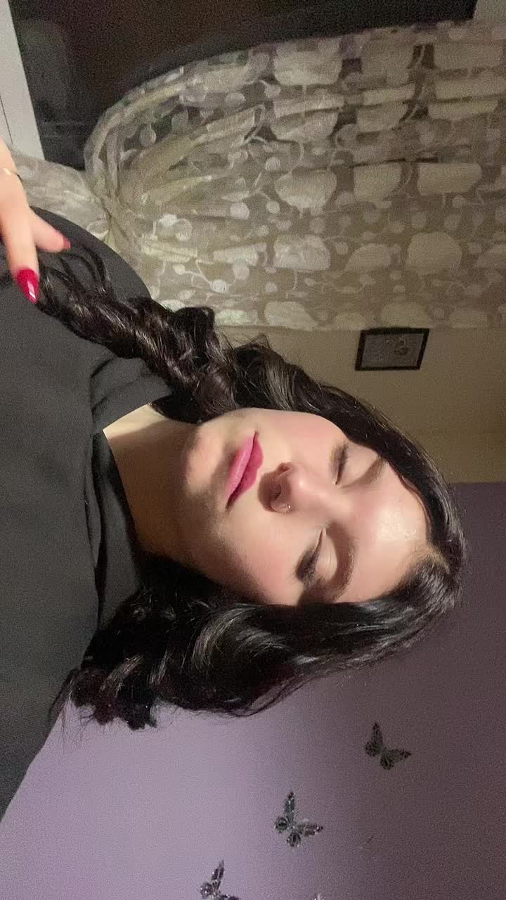 @𝑀𝑎𝑡𝑜𝑢𝑙𝑎