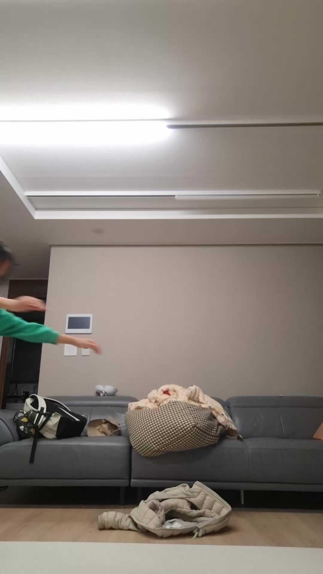 @내뀨🤸&zwj;♀️