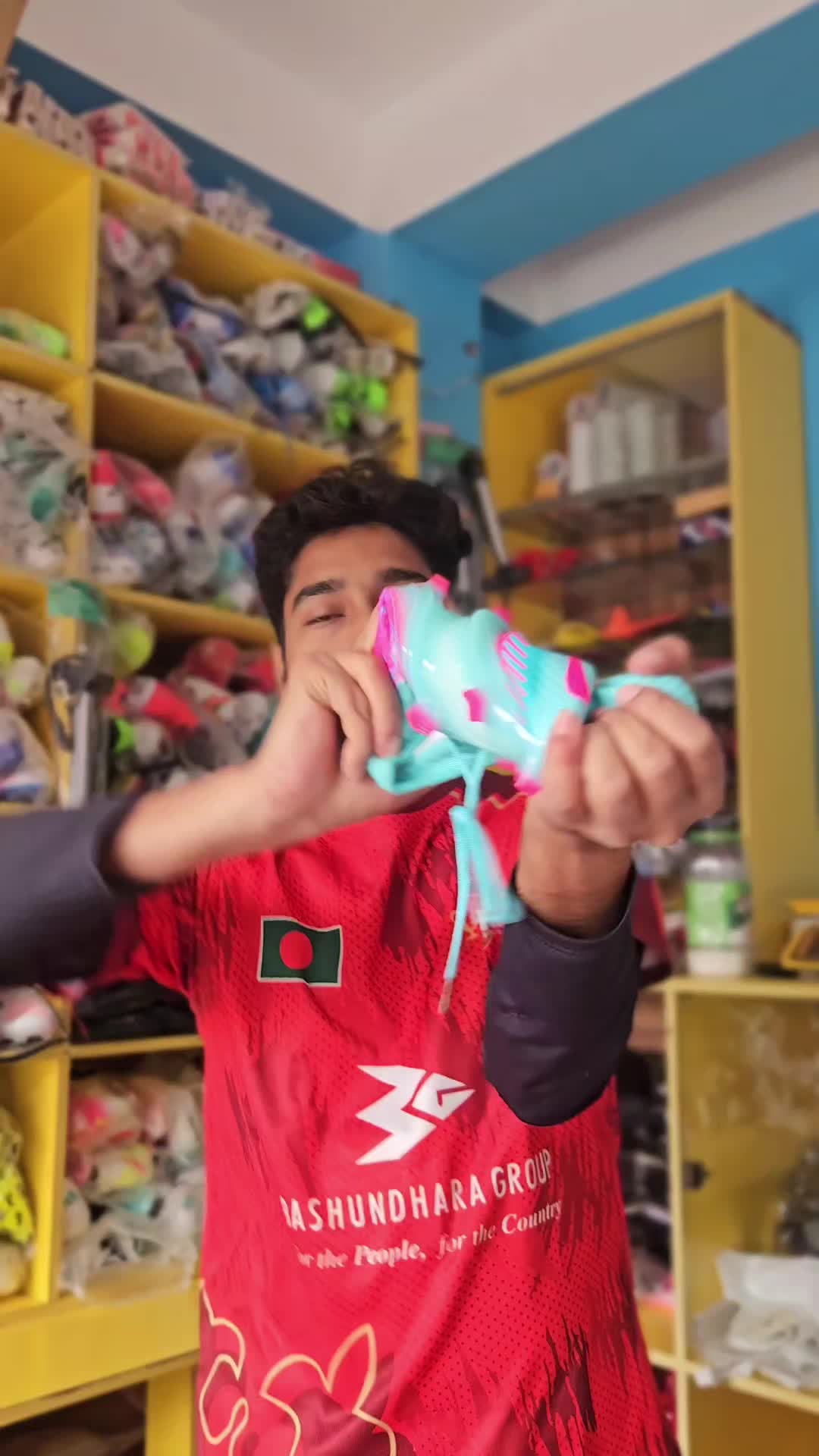 @Dadu Khelaghor