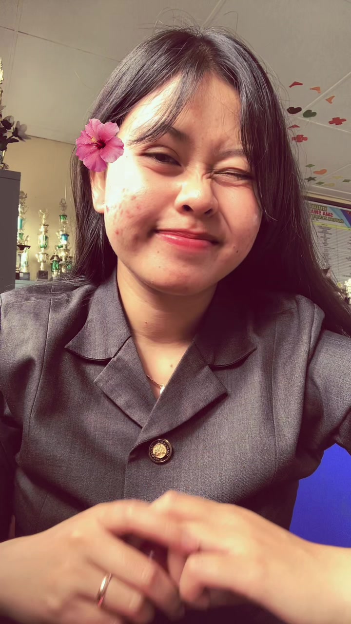 @Ella eriya br Tarigan