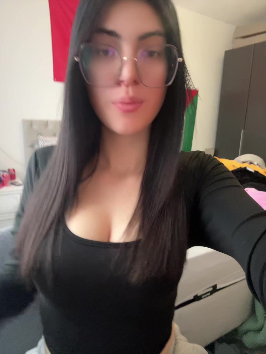 @𝑒𝑒𝑙𝑖𝑛𝑎.42𝑧𝑧