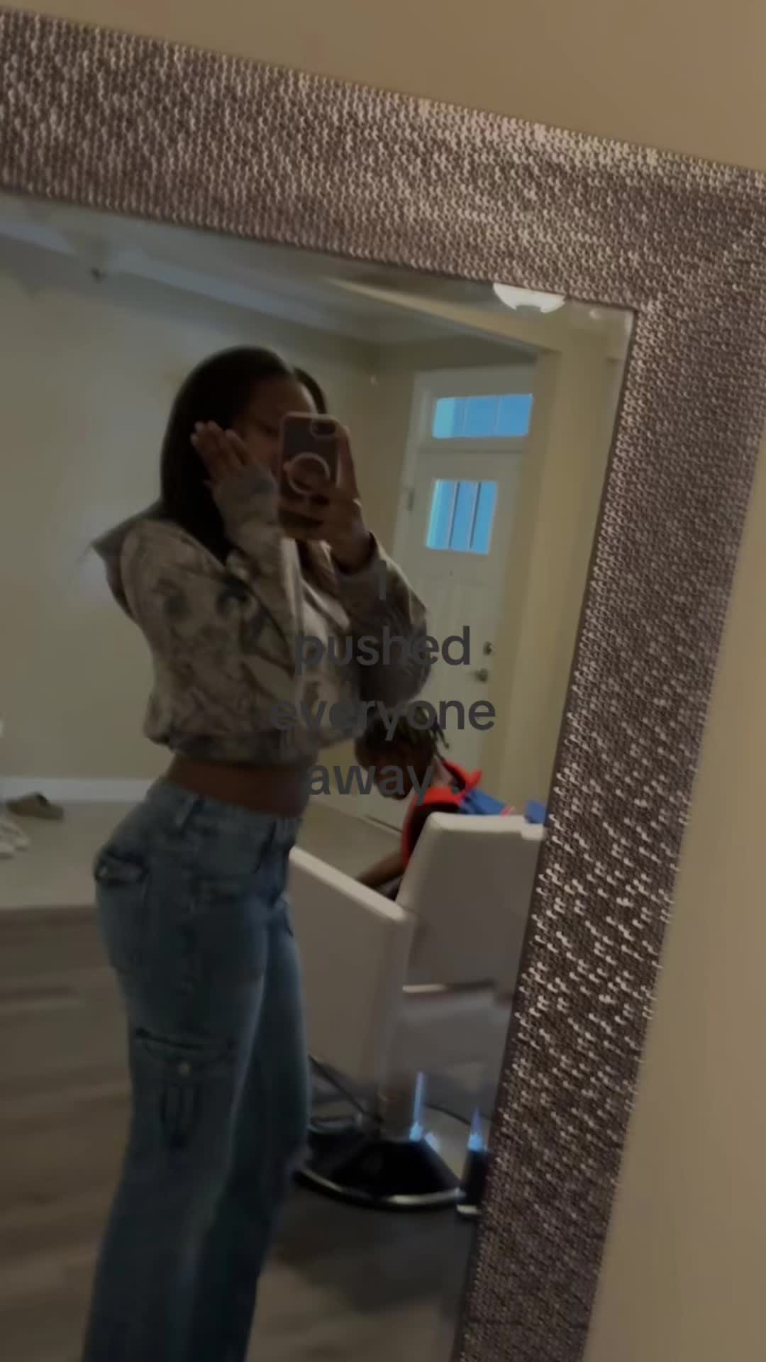 @🎭