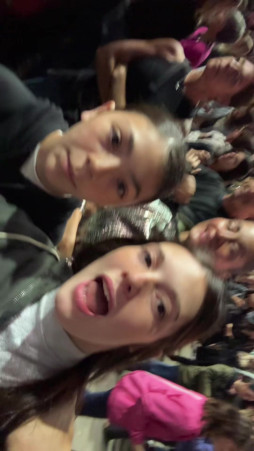 @LaraBrau