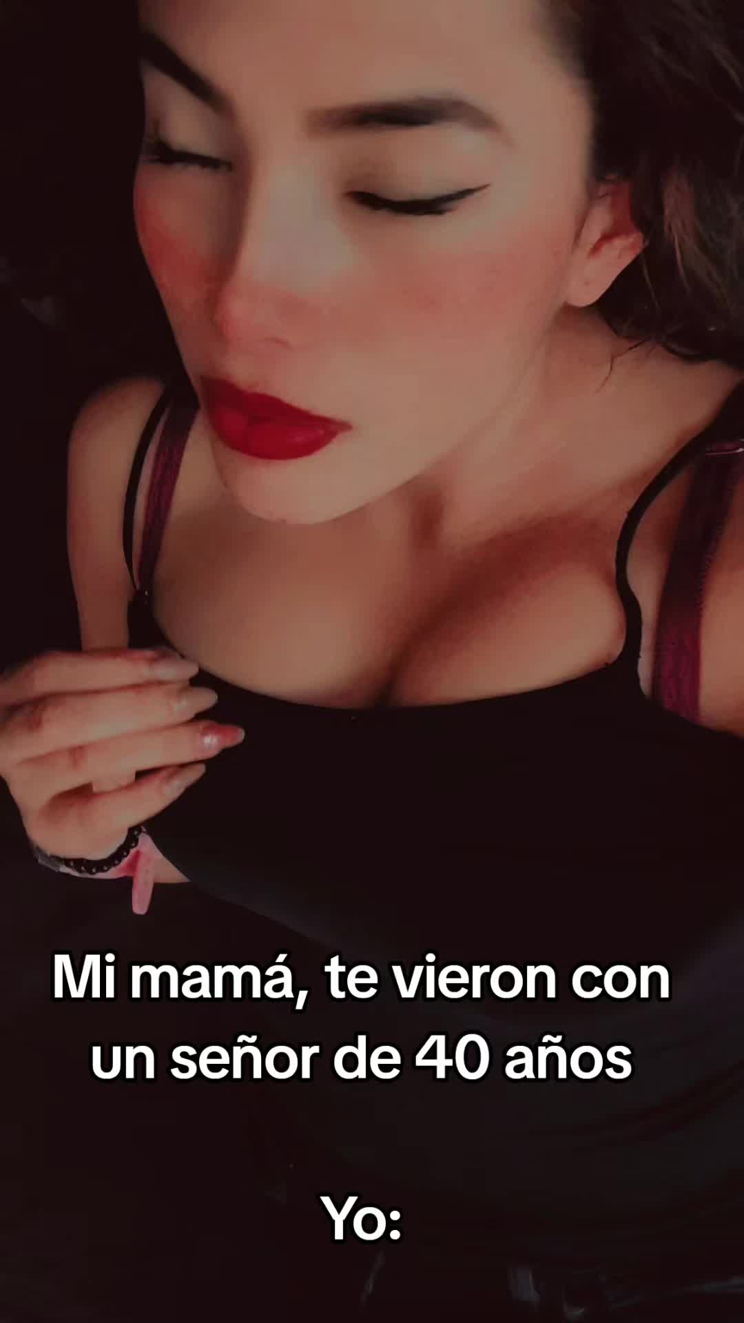 @Andrea Ferrer