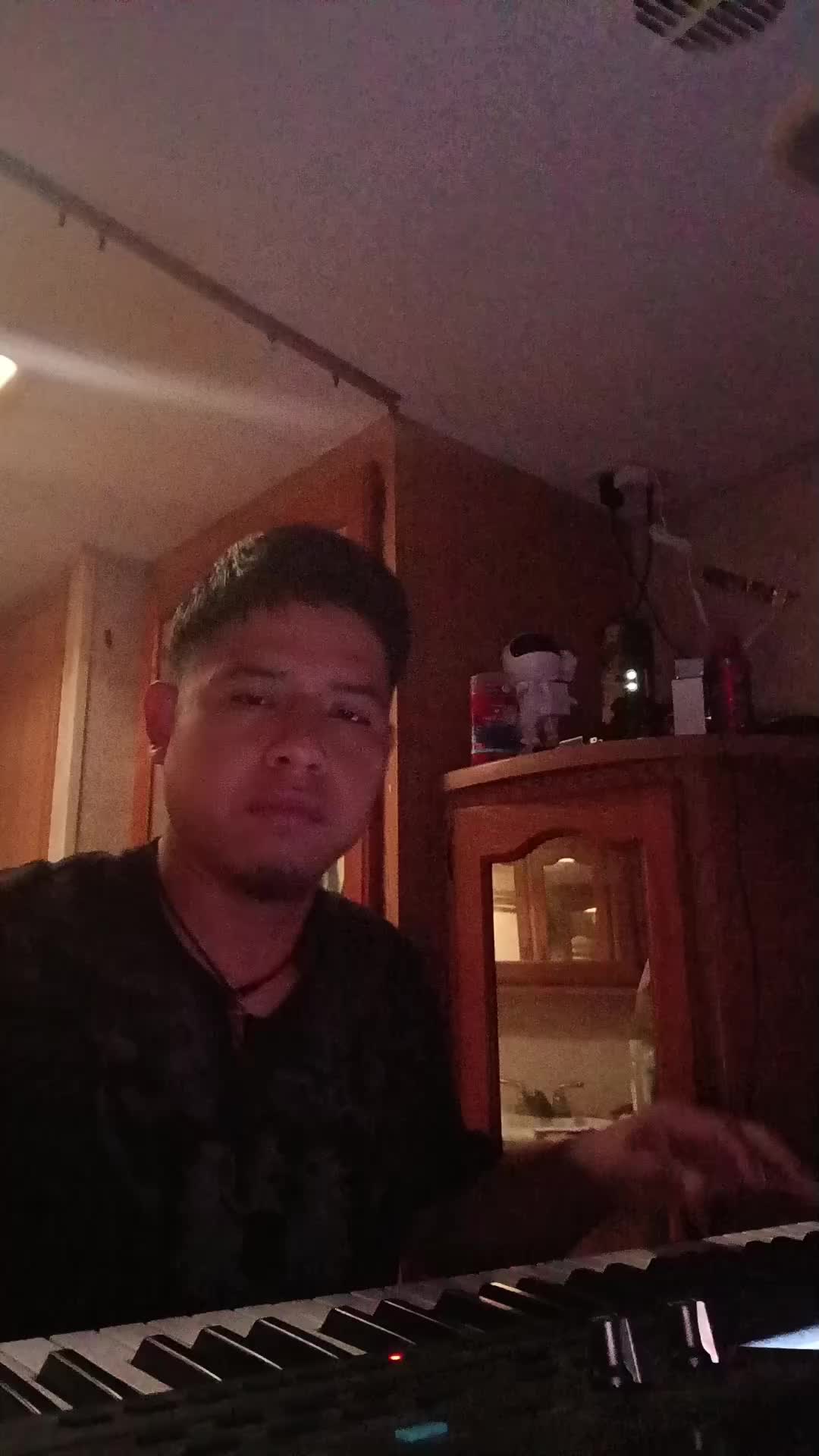 @Arcos y su studio music 🎹🦅🍀