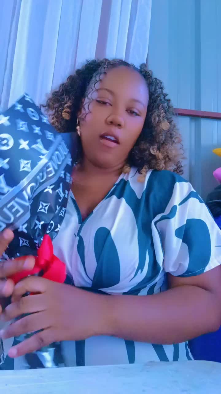 @Sassoutee