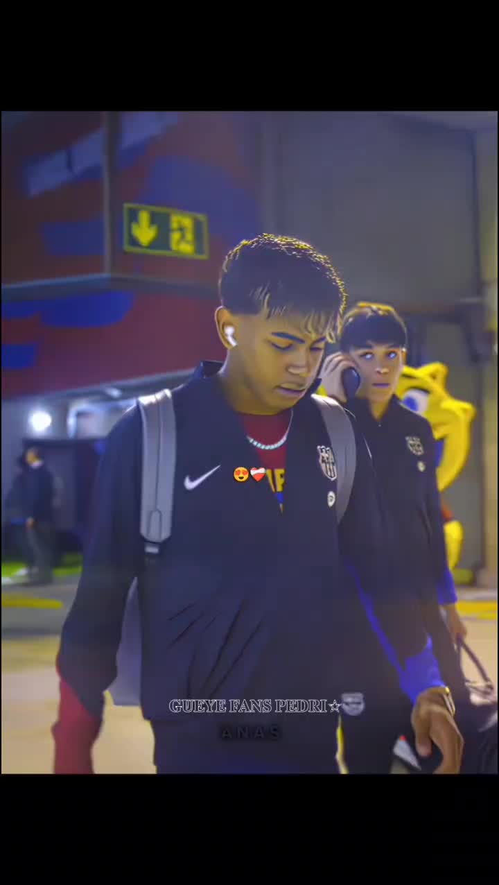 @𝐆𝐔𝐄𝐘𝐄☆𝐉𝐑☆𝐁𝐎𝐏𝐄𝐃𝐑𝐈