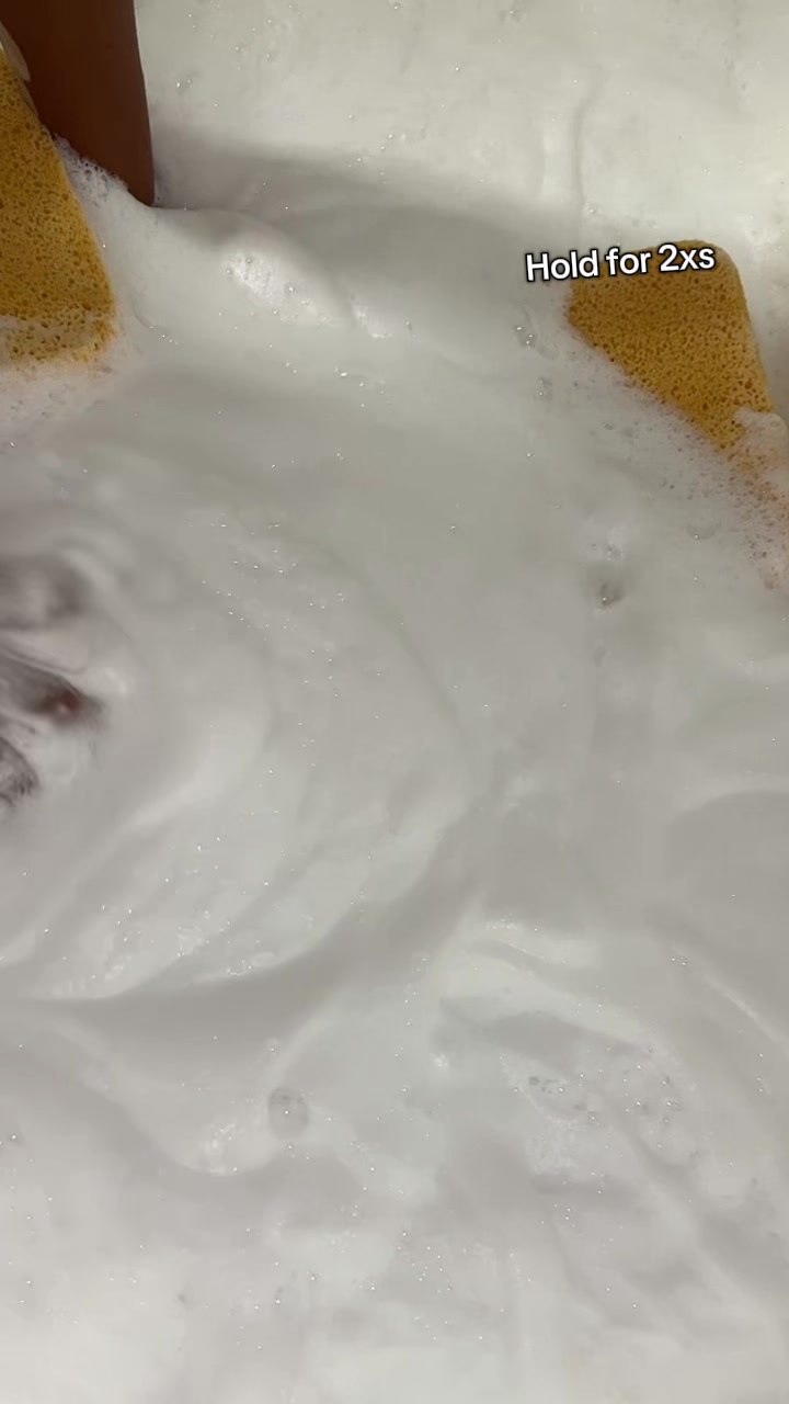 @Robin 🫧 🧼