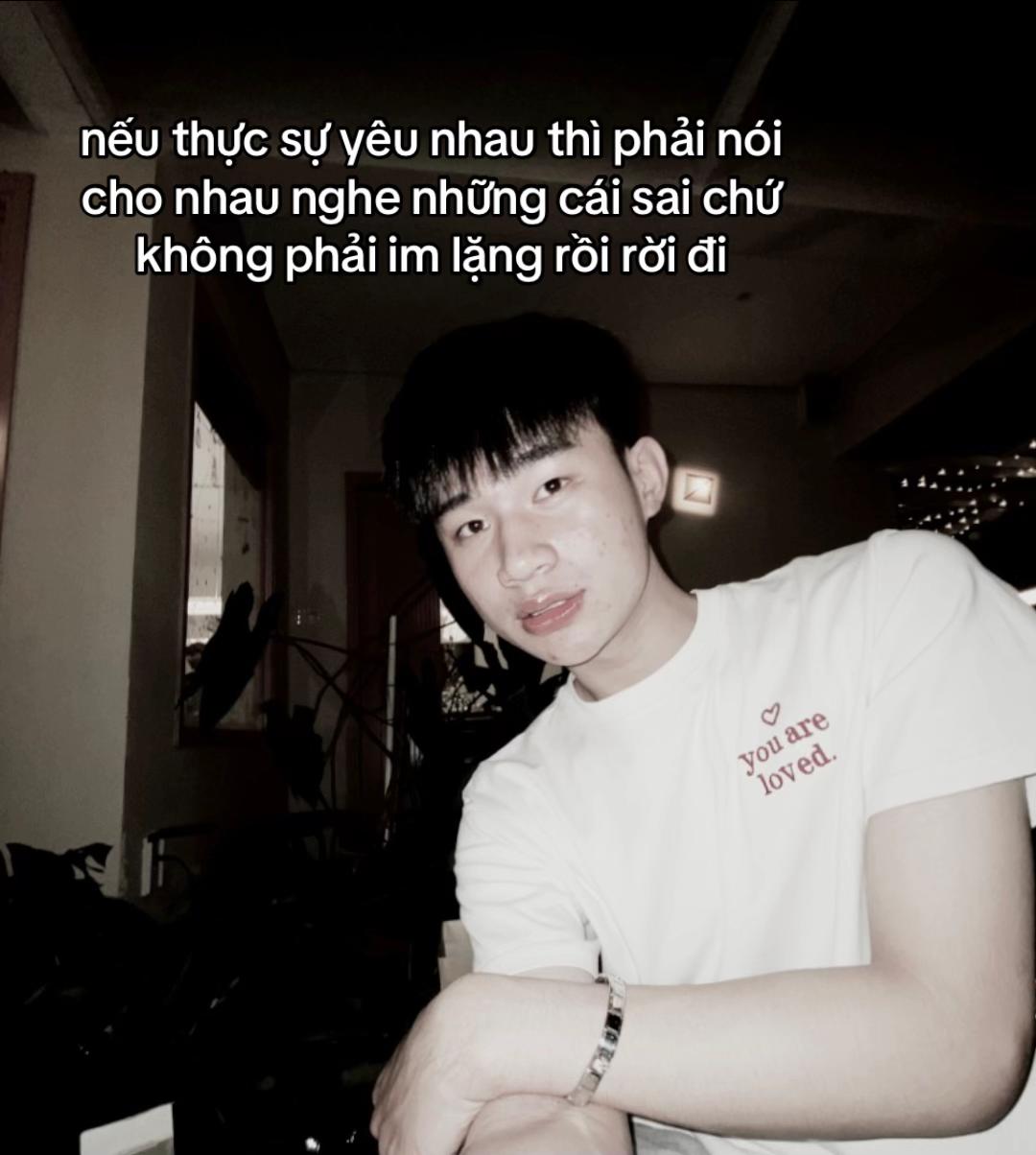 @thằng nh&oacute;c hay kh&oacute;c